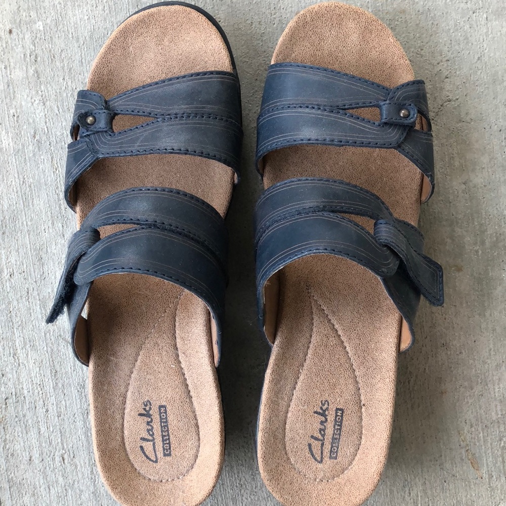 Clark’s navy blue sandals size 9